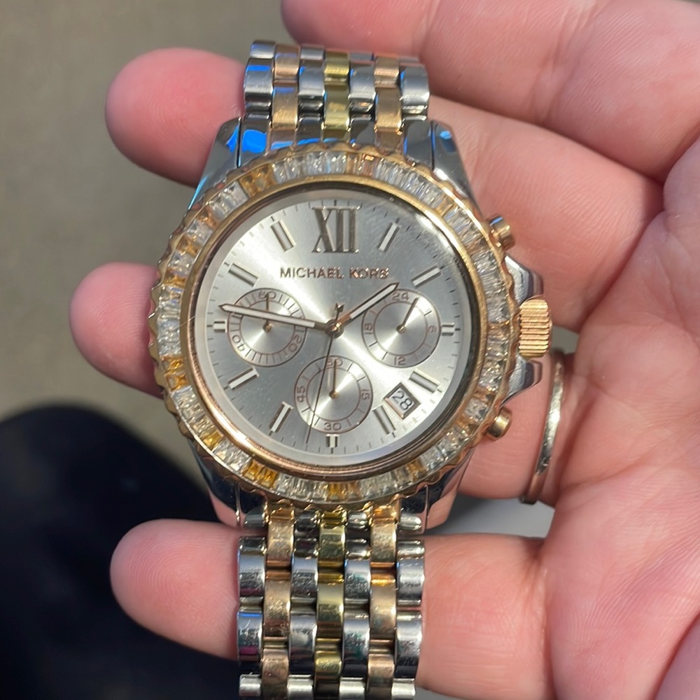 Micheal KORS Watch -brand new!